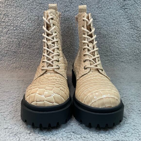 Urban Outfitters Brody Boot Sz 8 Grunge Goth Chunky Croc Platform Combat NWOB - Picture 6 of 11